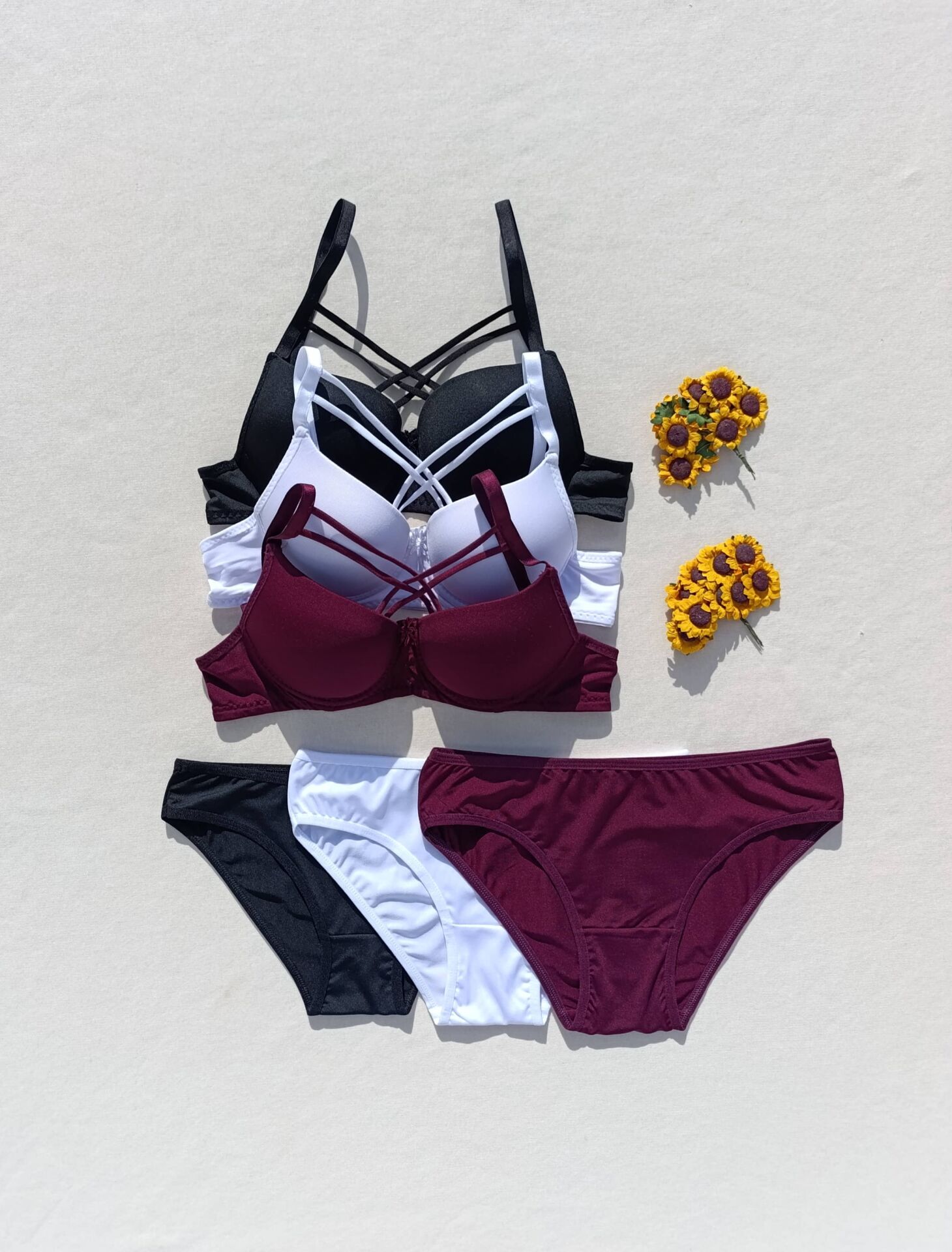 Push Up Dolgulu Çapraz İpli 3'lü  Sütyen Ve Külot Iç Çamaşır Takımı