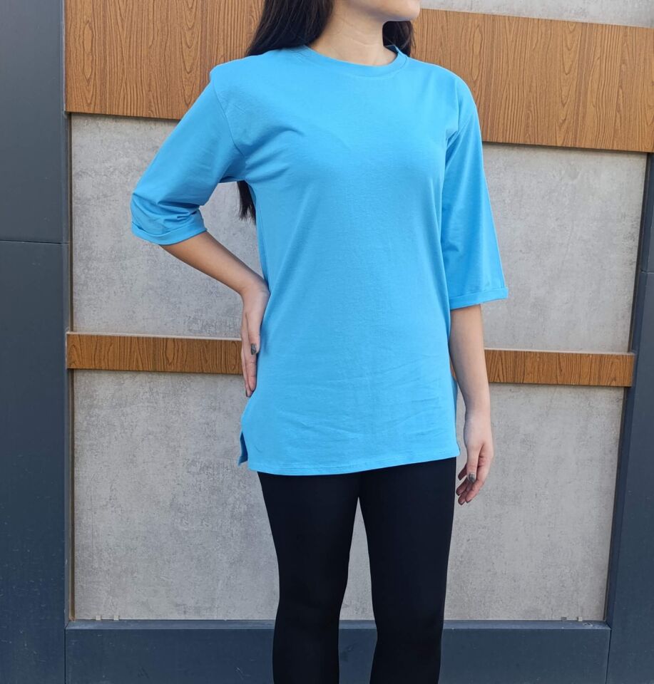 Bisiklet Yaka Düz Yarım Kollu Yırtmaç Detaylı Rahat Kesim Oversize T-shirt-Tişört