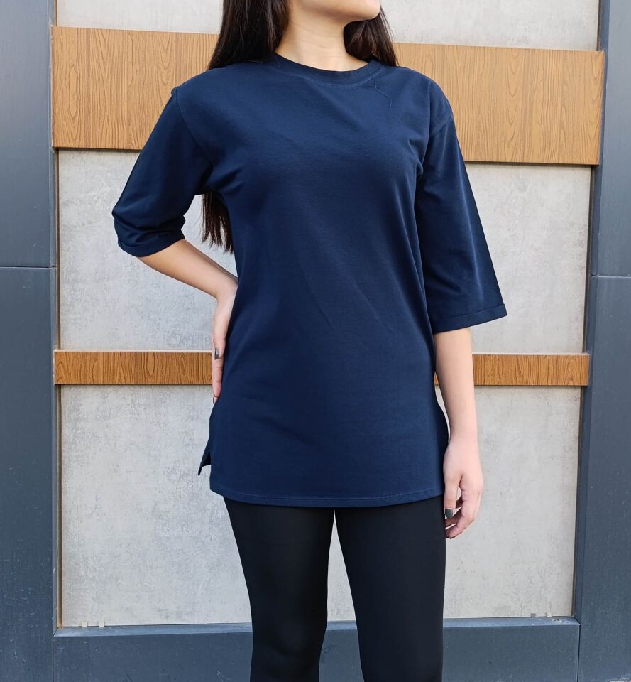 Bisiklet Yaka Düz Yarım Kollu Yırtmaç Detaylı Rahat Kesim Oversize 3'lü T-shirt-Tişört