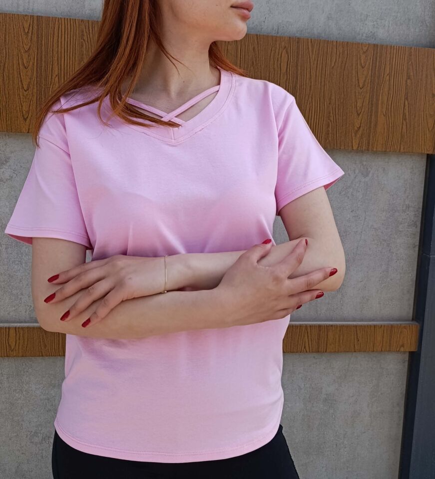 Kadın V Yaka İp Detaylı Rahat Kesim T-Shirt-Tişört