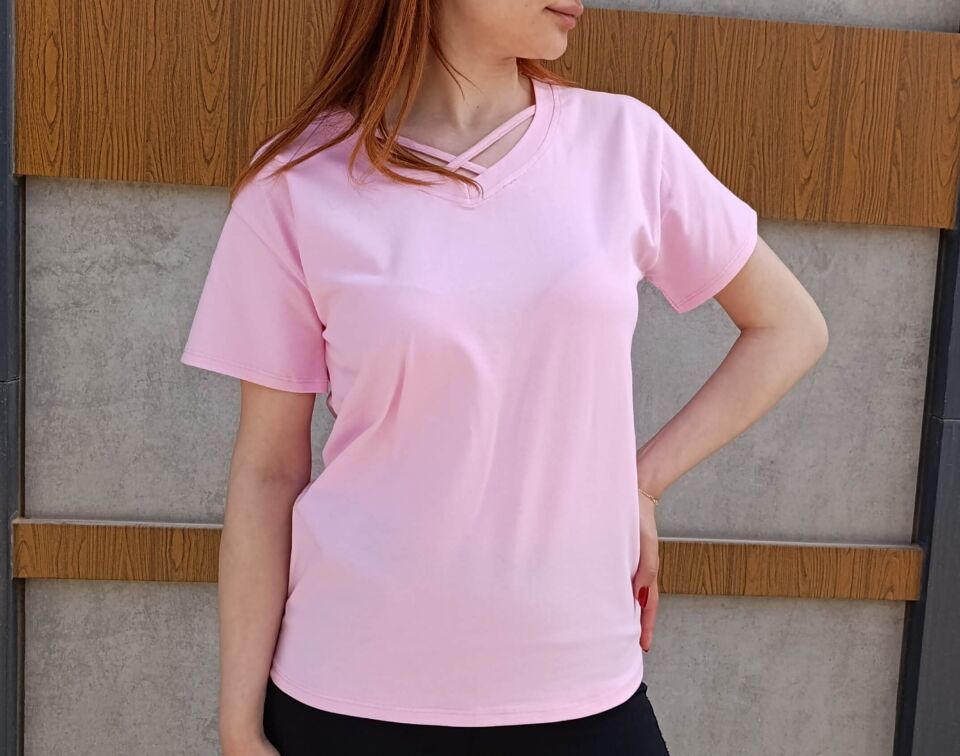 Kadın V Yaka İp Detaylı Rahat Kesim T-Shirt-Tişört