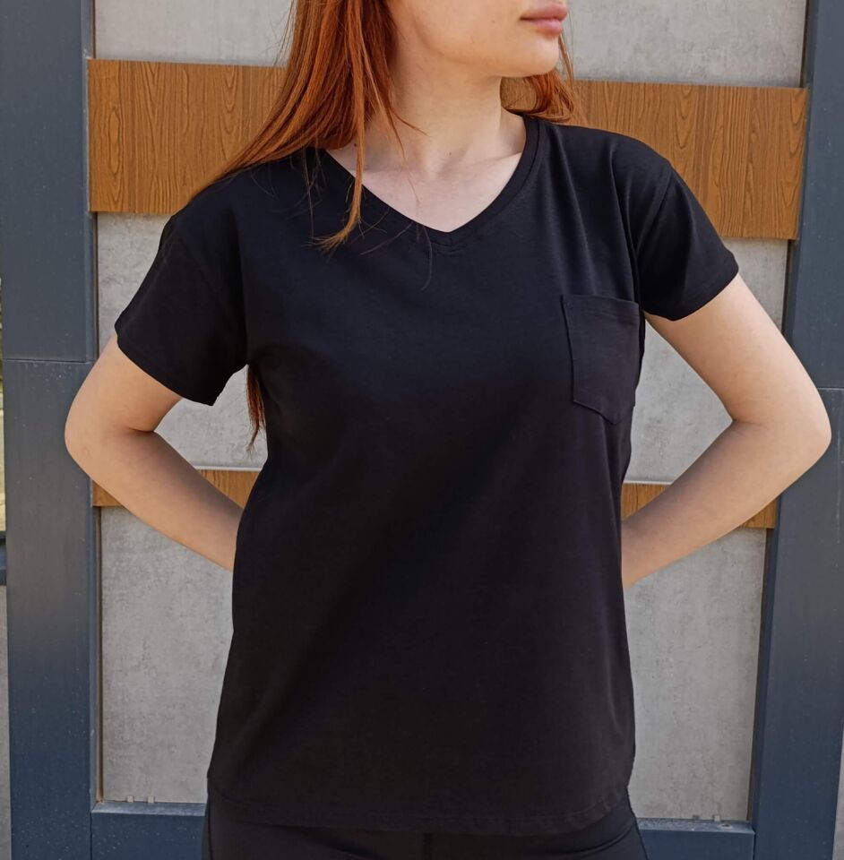 V Yaka Cep Detaylı Basic Kadın T-shirt-Tişört