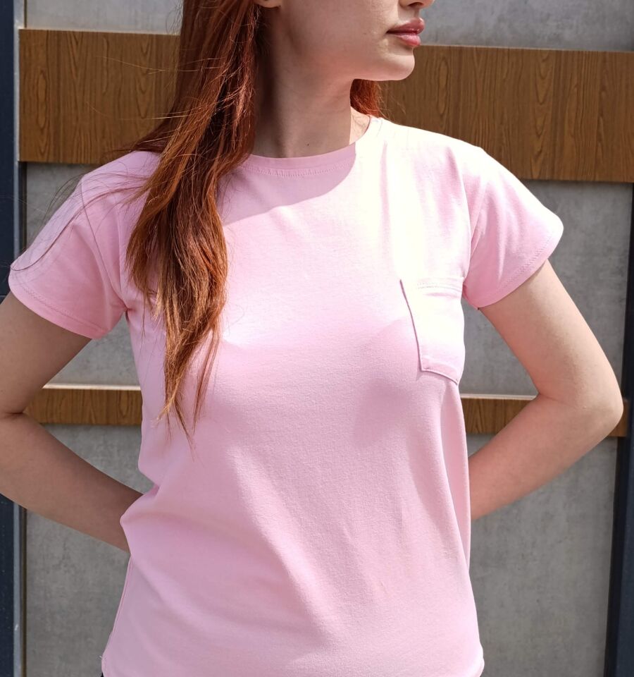 Bisiklet Yaka Cep Detaylı Basic Kadın T-shirt-Tişört