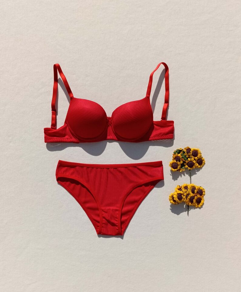 Fitilli Dolgulu Mürdüm Sütyen Ve Külot İç Çamaşır Takımı