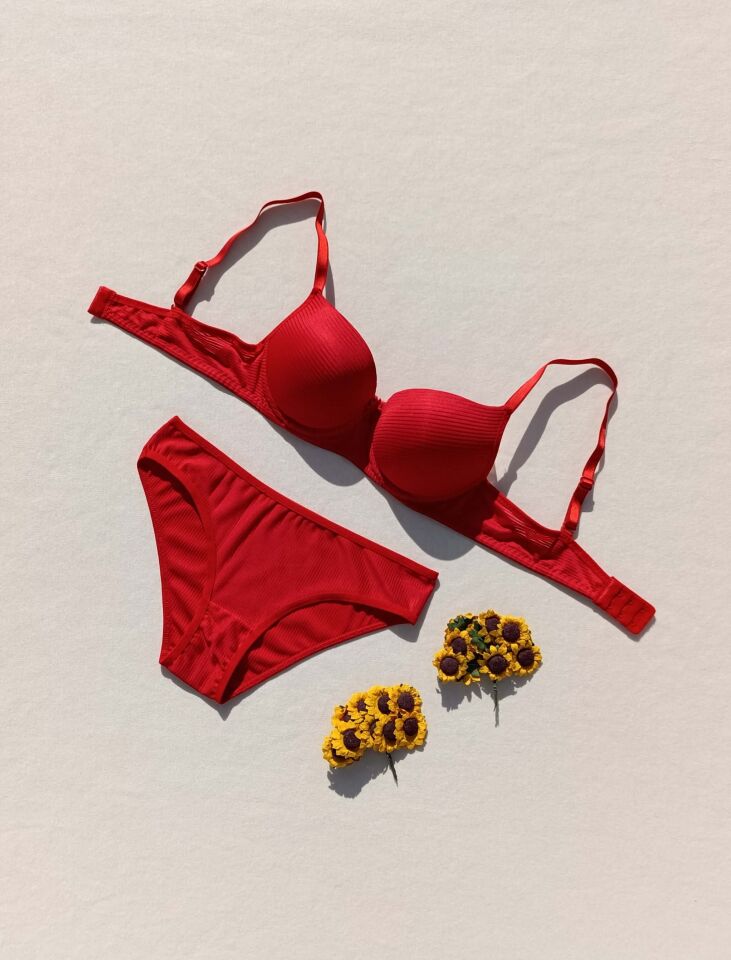 Fitilli Dolgulu Mürdüm Sütyen Ve Külot İç Çamaşır Takımı