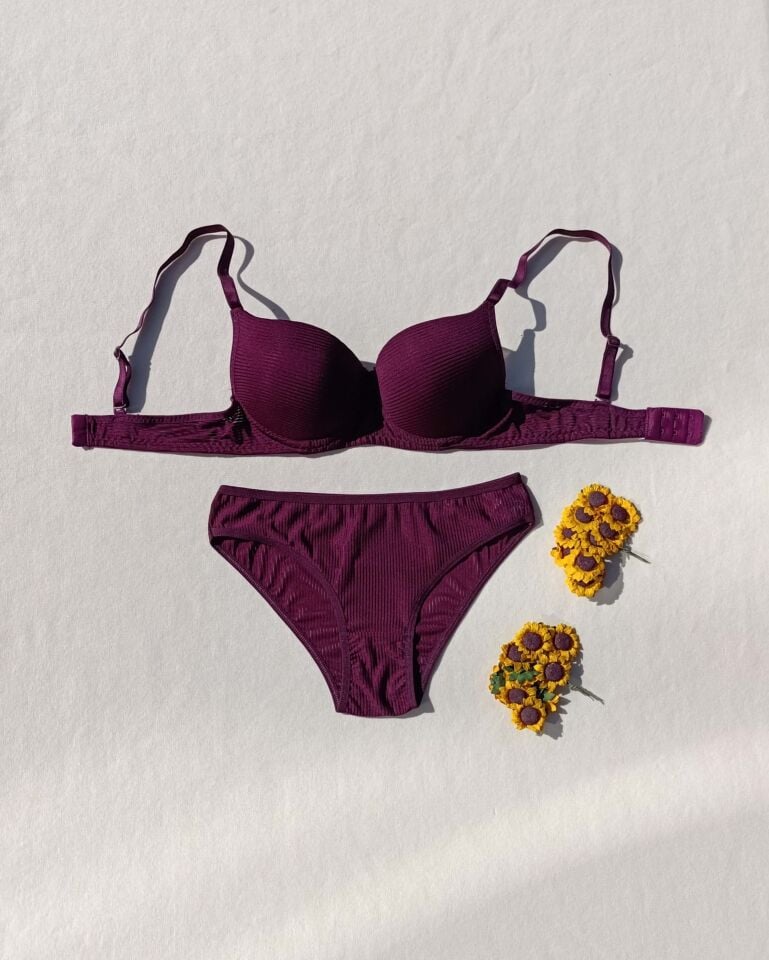 Fitilli Dolgulu Mürdüm Sütyen Ve Külot İç Çamaşır Takımı