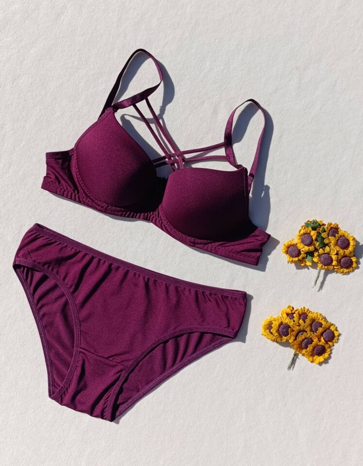 Push Up Dolgulu Çapraz İpli Sütyen Ve Külot İç Çamaşır Takımı