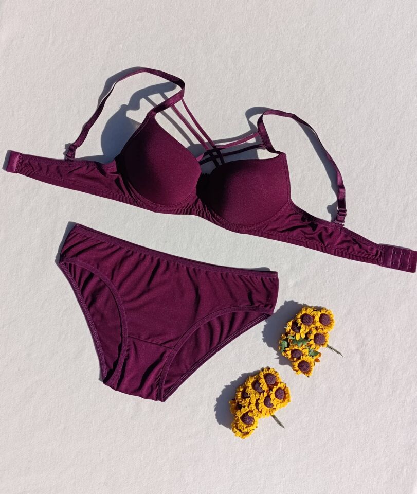 Push Up Dolgulu Çapraz İpli Sütyen Ve Külot İç Çamaşır Takımı