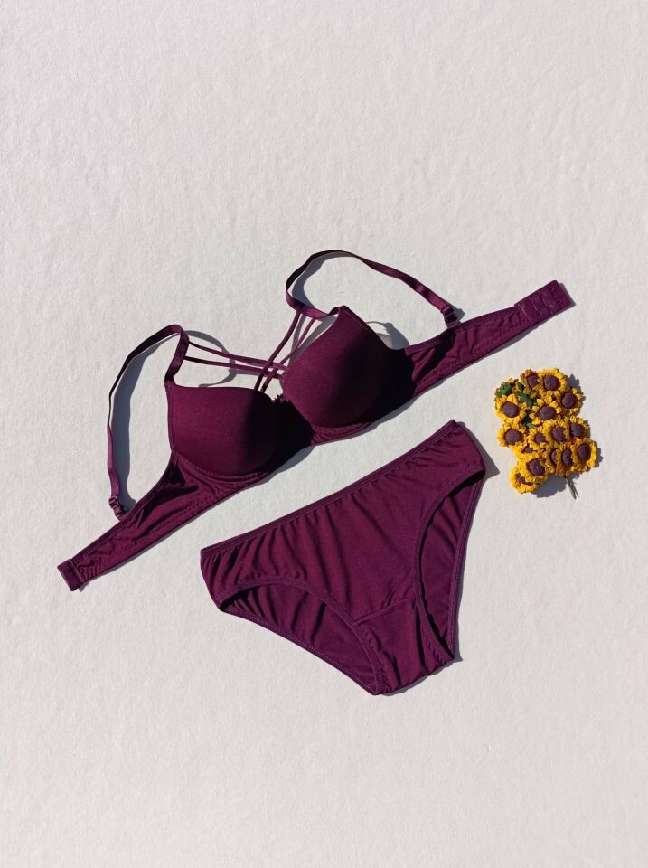 Push Up Dolgulu Çapraz İpli Sütyen Ve Külot İç Çamaşır Takımı
