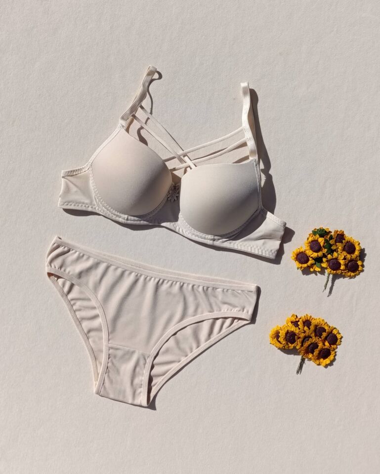 Push Up Dolgulu Çapraz İpli Sütyen Ve Külot İç Çamaşır Takımı
