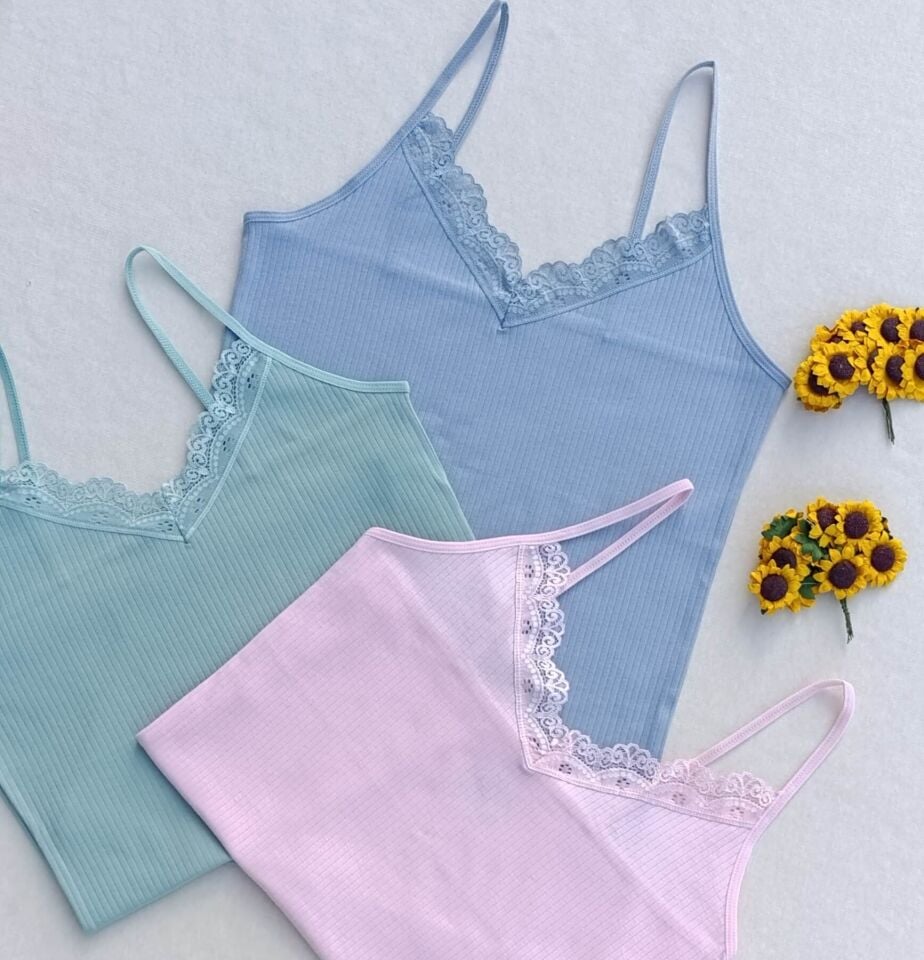 Dantel Detaylı Fitilli Esnek 3'lü Kadın Atlet