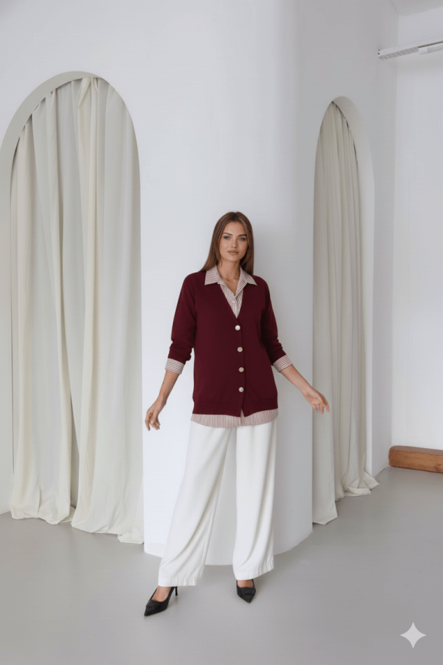 Önü Düğmeli Hırka Detaylı Gömlek