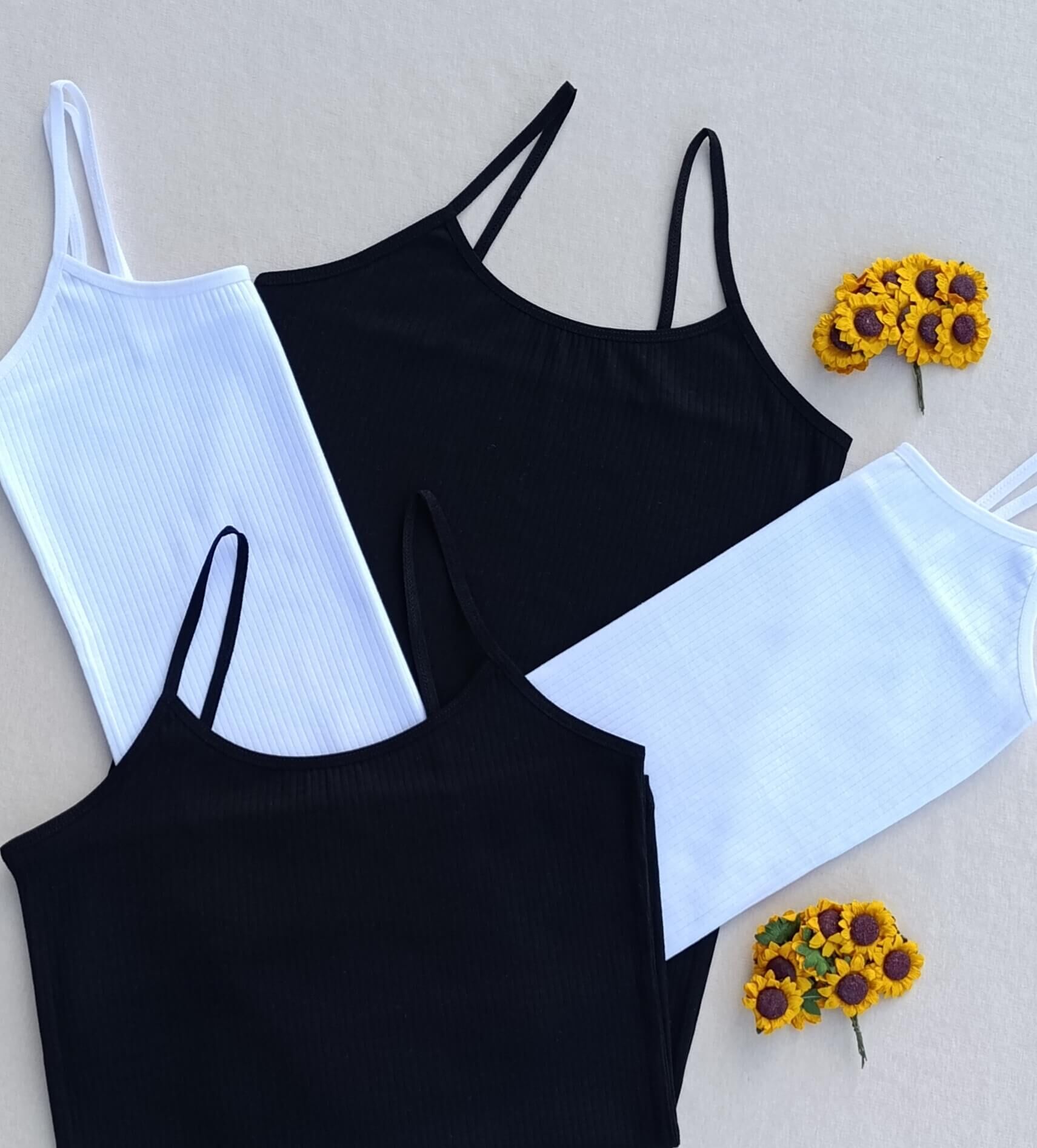 4'lü Fitilli Likralı Siyah, Beyaz Kadın Atlet