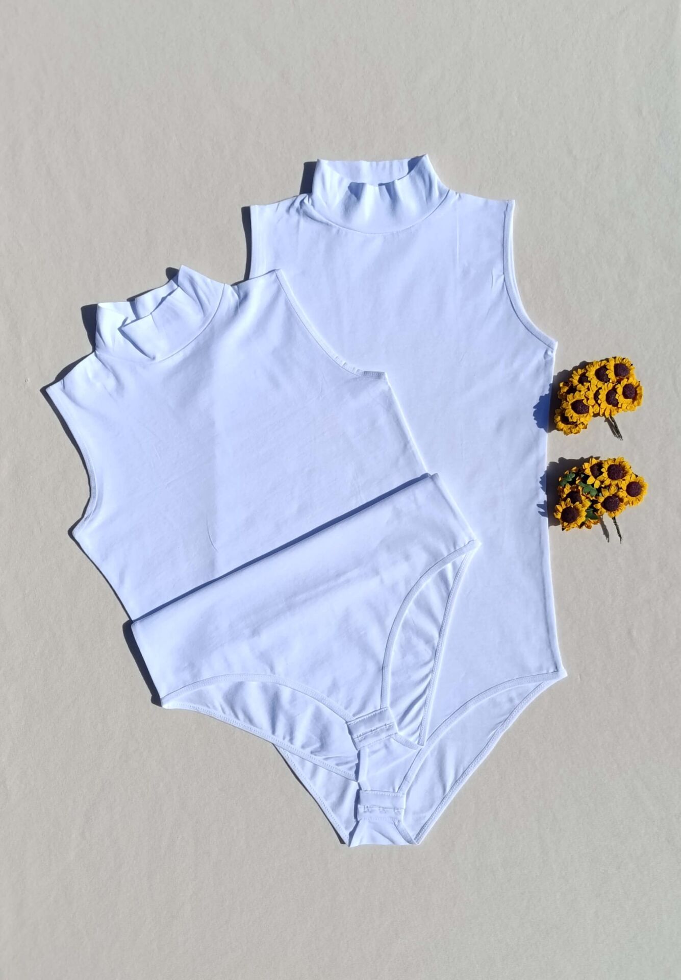 Sıfır Kol Balıkçı Yaka ÇıtÇıtlı Kadın Beyaz 2 'li Atlet-Body