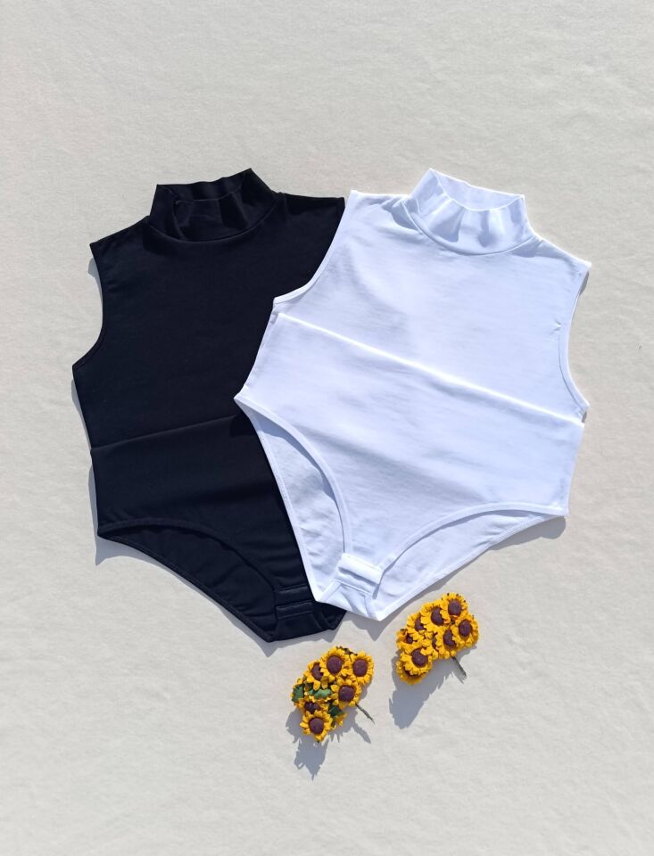 Sıfır Kol Balıkçı Yaka ÇıtÇıtlı Kadın Siyah, Beyaz 2 'li Atlet-Body