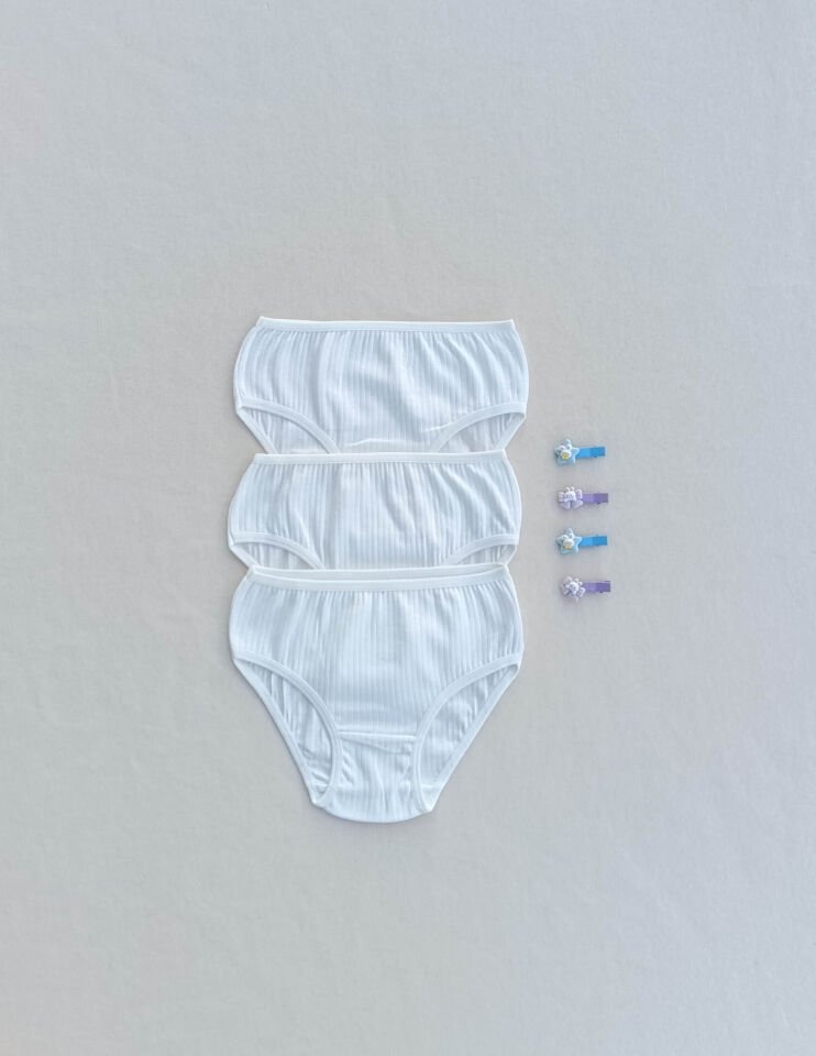 Kız Çocuk Yumuşak Dokulu Esnek Likralı 3'lü Külot Slip