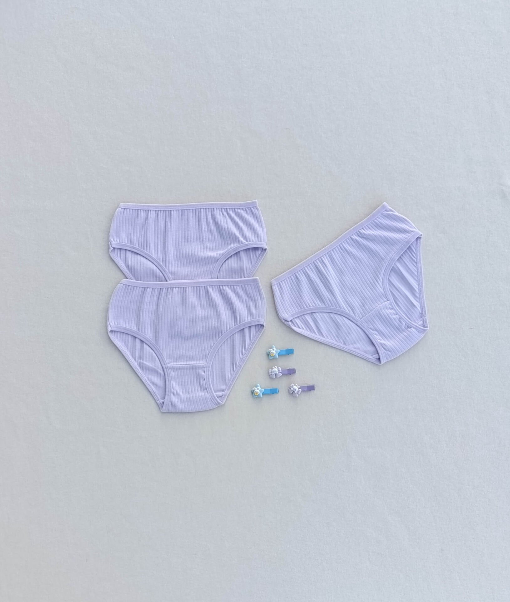 Kız Çocuk Yumuşak Dokulu Esnek Likralı 3'lü Külot Slip