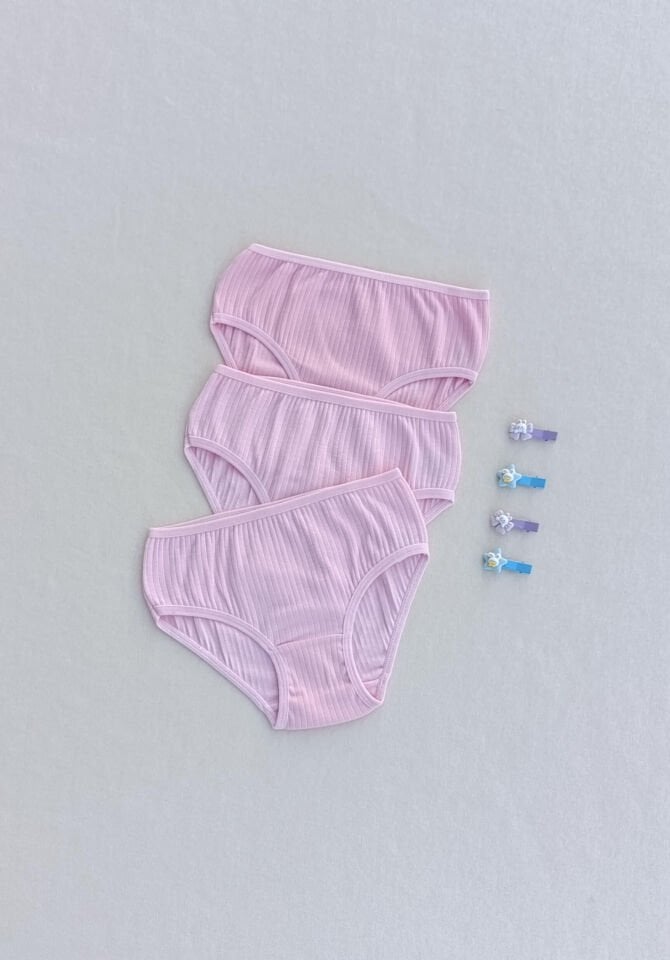 Kız Çocuk Yumuşak Dokulu Esnek Likralı 3'lü Külot Slip
