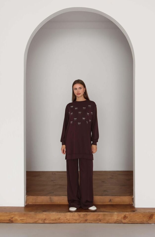 Bisiklet Yaka Rahat Kesim Taşlı Modal Tunik