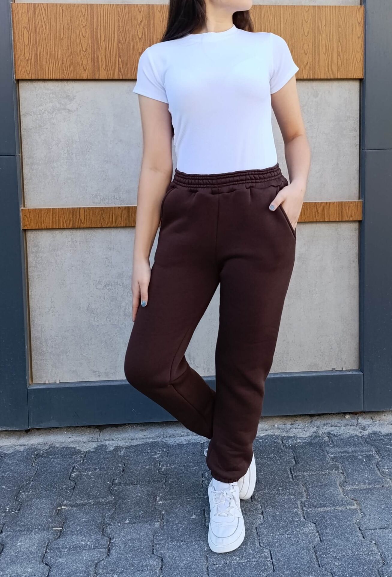 Yüksek Bel Paçası Lastikli 3 iplik Şardonlu Cepli Eşofman Altı