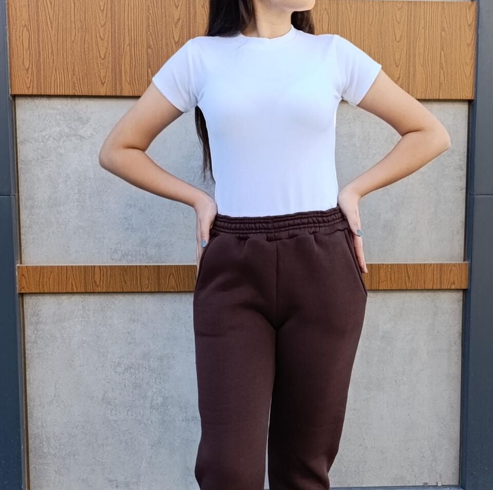 Yüksek Bel Paçası Lastikli 3 iplik Şardonlu Cepli Eşofman Altı