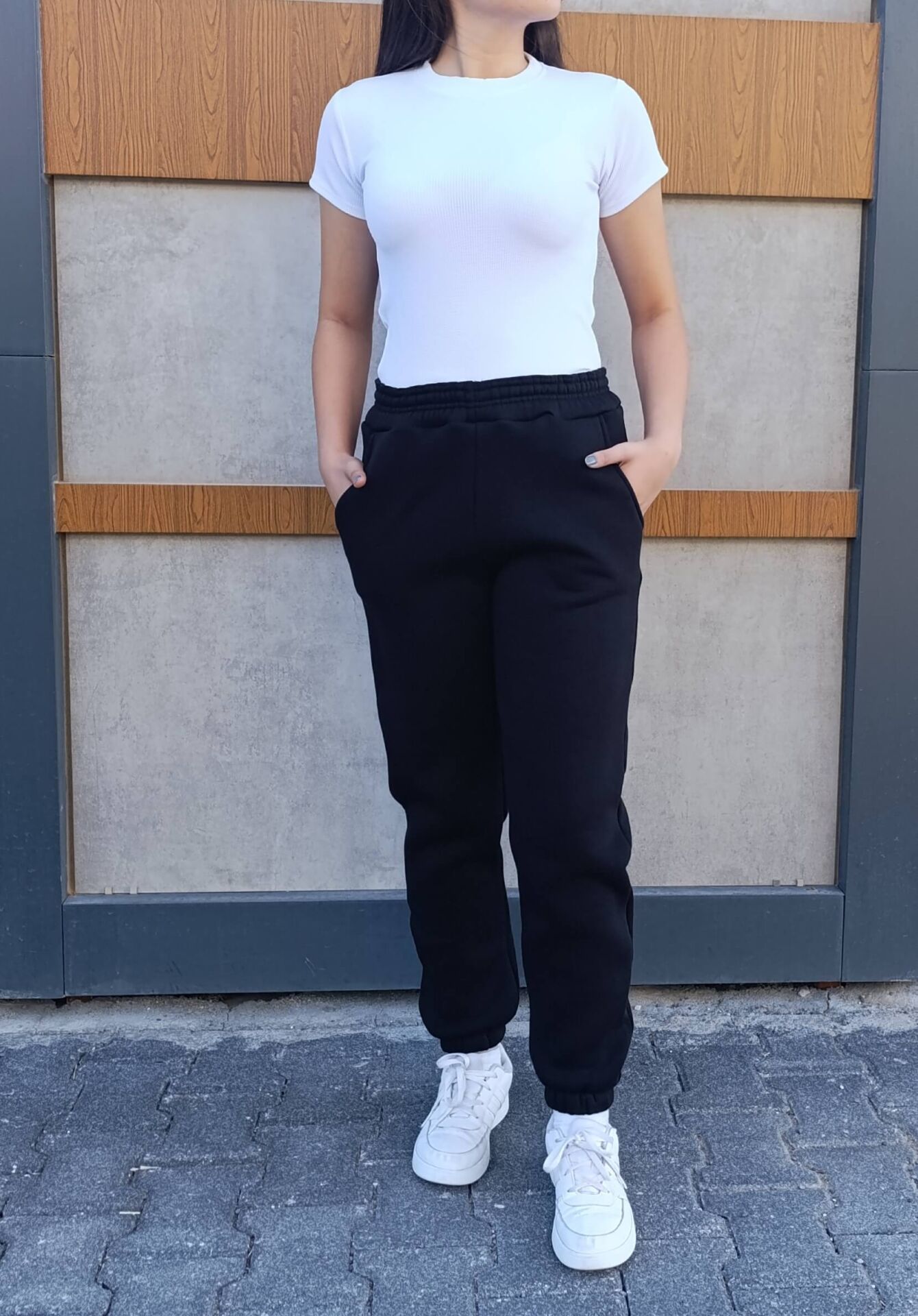 Yüksek Bel Paçası Lastikli 3 iplik Şardonlu Cepli Eşofman Altı