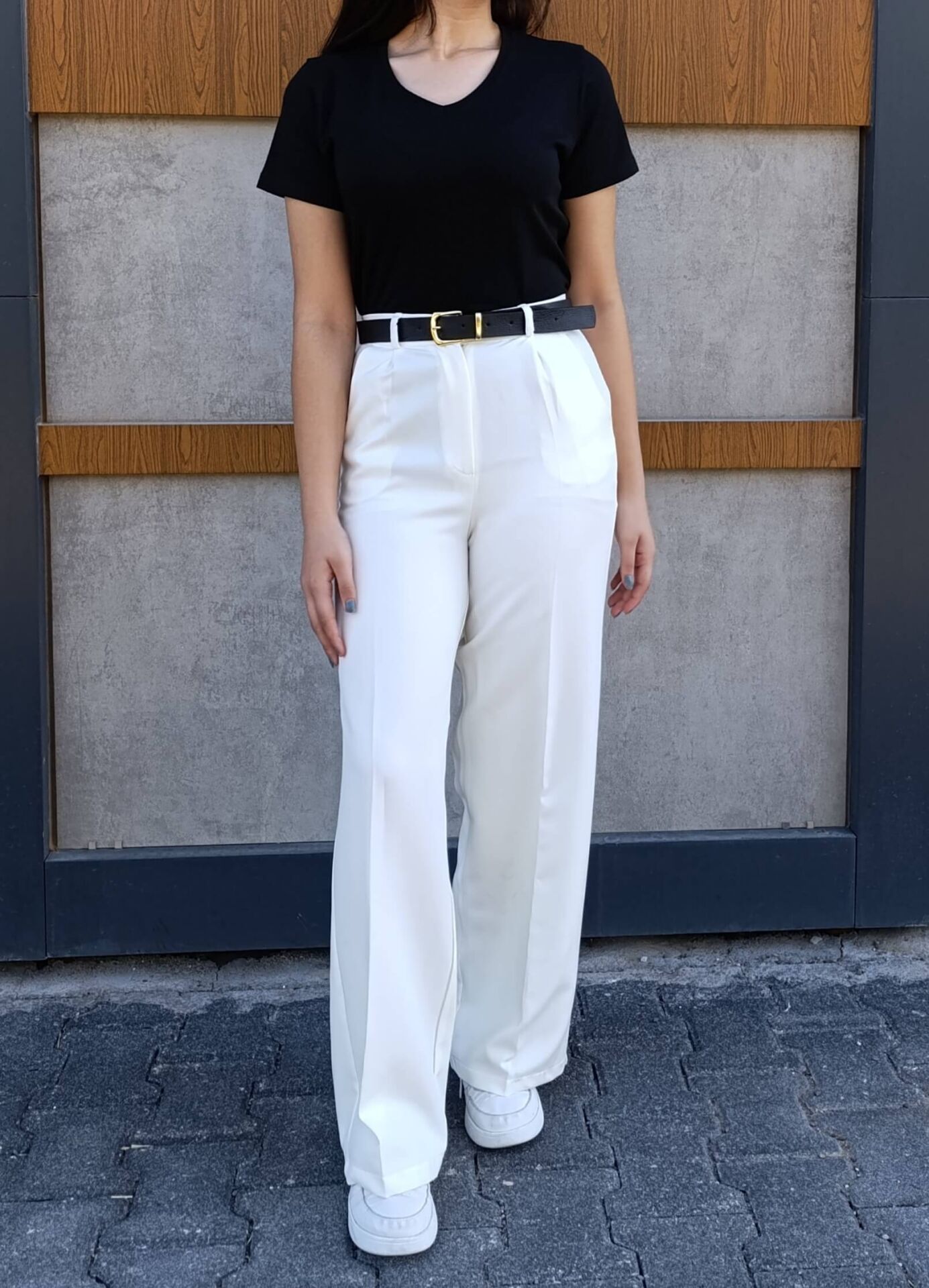 Kadın Deri Kemer Detaylı Pileli Yüksek Bel Krep Kumaş Rahat Kalıp Palazzo Pantolon