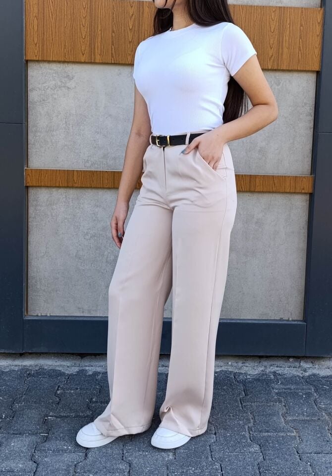 Kadın Deri Kemer Detaylı Pileli Yüksek Bel Krep Kumaş Rahat Kalıp Palazzo Pantolon