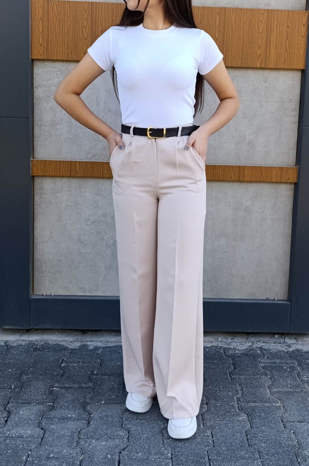 Kadın Deri Kemer Detaylı Pileli Yüksek Bel Krep Kumaş Rahat Kalıp Palazzo Pantolon