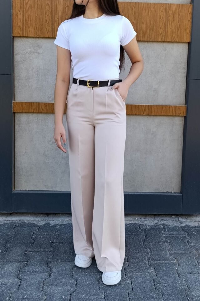 Kadın Deri Kemer Detaylı Pileli Yüksek Bel Krep Kumaş Rahat Kalıp Palazzo Pantolon