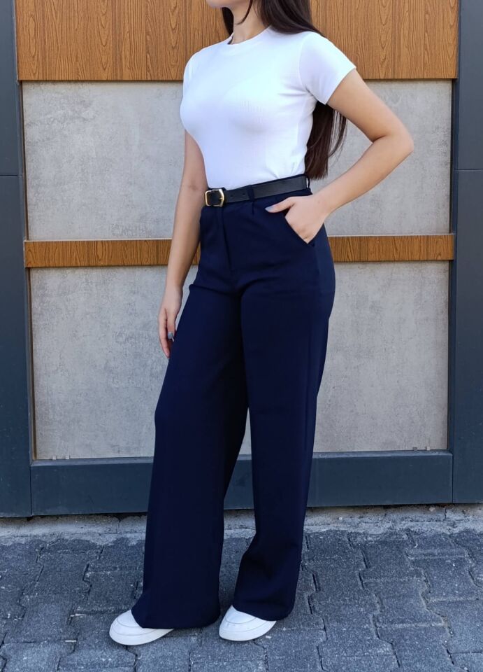 Kadın Deri Kemer Detaylı Pileli Yüksek Bel Krep Kumaş Rahat Kalıp Palazzo Pantolon